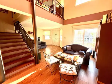 Casa en Venta en Castelar Norte, USD 300.000