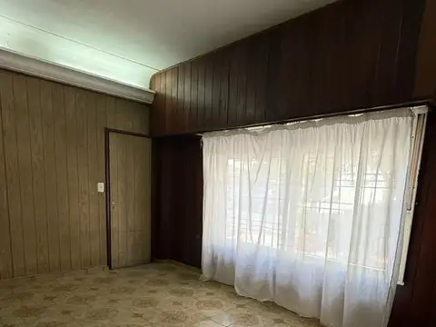 Depto Tipo Casa en Venta en Mataderos, USD 130.000