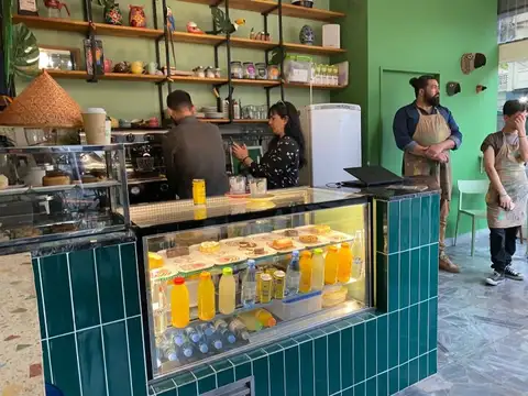 Alquiler Local Combatientes de Malvinas 3600 Villa Urquiza