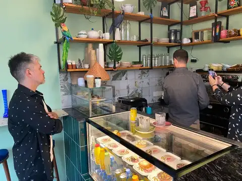 Av Combatientes de Malvinas  3600 , Piso 0