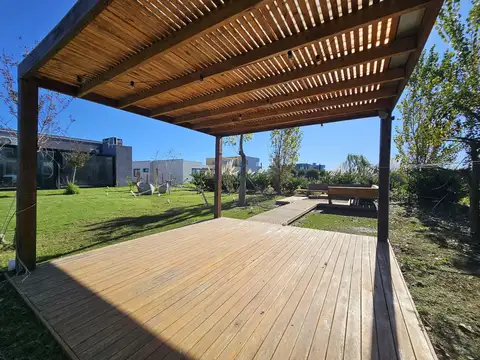 Casa en Alquiler en San Sebastian, USD 1.500