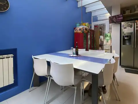 Casa 5 ambientes con 3 baños