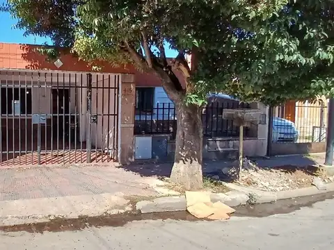 CASA MAS DEPARTAMENTO B° LAS PALMAS