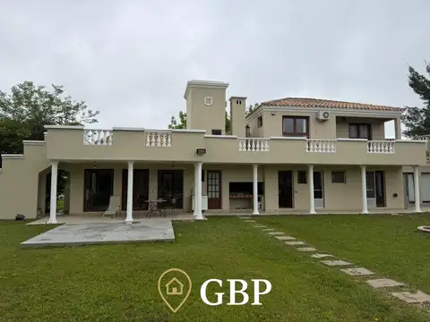Casa en venta en Canning Barrio Fincas Chacras
