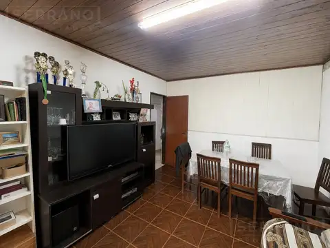 Casa de 4 dormitorios, 2 baños, con parrilla y potencial de ampliación – Pacheco