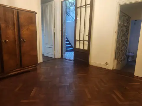 Depto Tipo Casa 4 ambientes con 2 baños