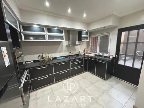 Casa en Ph totalmente independiente 3 amb. cochera y terraza propia! -APTO CREDITO-