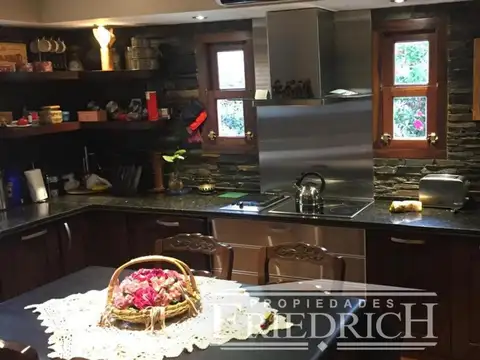 Casa en Alquiler de 3 dormitorios