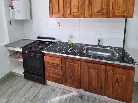 Depto Tipo Casa en Alquiler de 2 ambientes