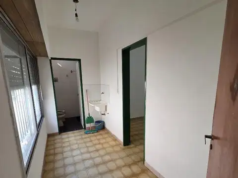 Depto Tipo Casa en Alquiler de 1 dormitorio