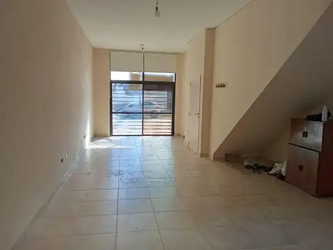 Depto Tipo Casa en Alquiler de Monoambiente
