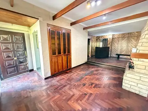 Chalet en única planta 4 ambientes - Gran Ubicación