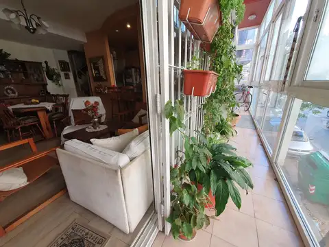 M Zapata 600, Piso 1