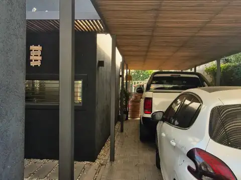 Casa en Venta en Lisandro Olmos Etcheverry, USD 107.000
