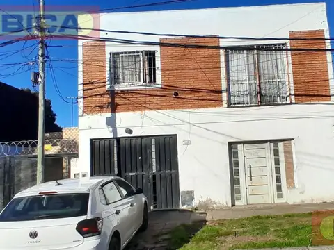 Depto Tipo Casa en Venta de 5 ambientes