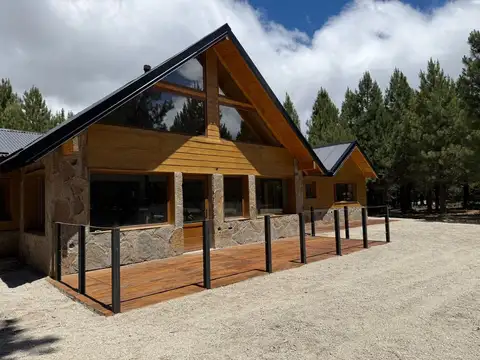 Casa en Venta en Villa Pehuenia, USD 400.000