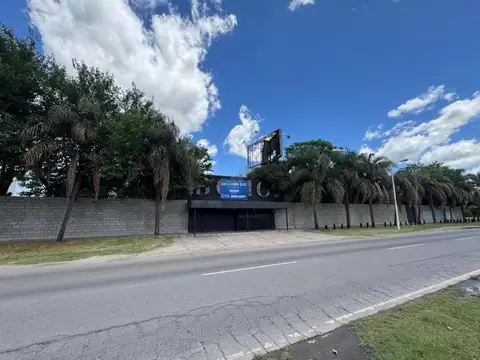 Colectora Sur Acceso Oeste al 5000
