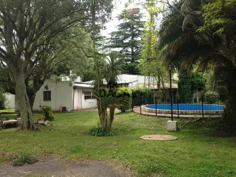 Casa en Venta en 24 esq. 464 City Bell - Alberto Dacal Propiedades