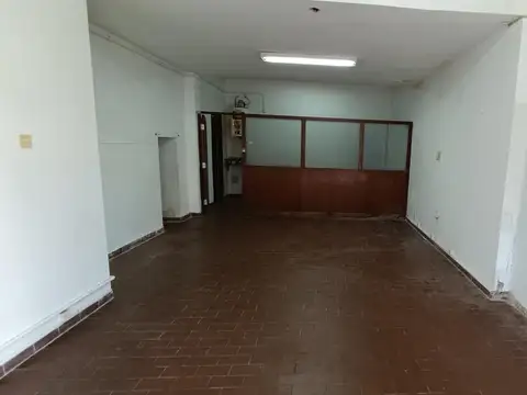 Local en Alquiler en Zona Guemes, $ 800.000