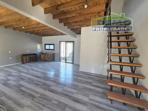 Manuel de Oliden N° 1816 Dpto. "A" E/ 11 de Septiembre y Juan Cruz Varela