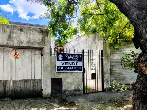 Terreno apto desarrollo inmobiliario en venta en Moron Centro