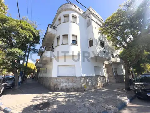 Ph 3 ambientes en Chauvin primer piso por escalera a reciclar