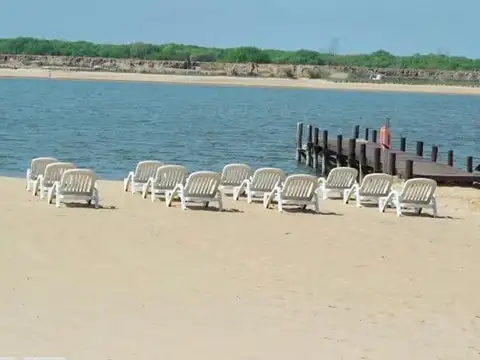 Terreno en Venta en Isla Del Este, USD 200.000