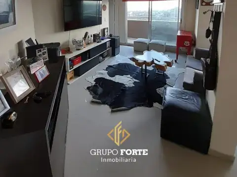 Av. Sagrada Familia 447