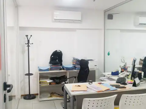 Oficina en Venta en San Nicolás, USD 140.000