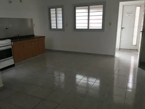 ALQUILO DPTO 1 DORM 