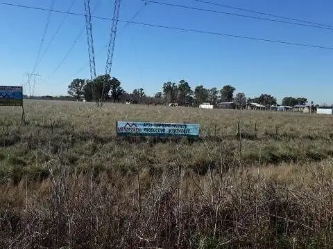 Fracciones Industriales y Comerciales R 210 km 55