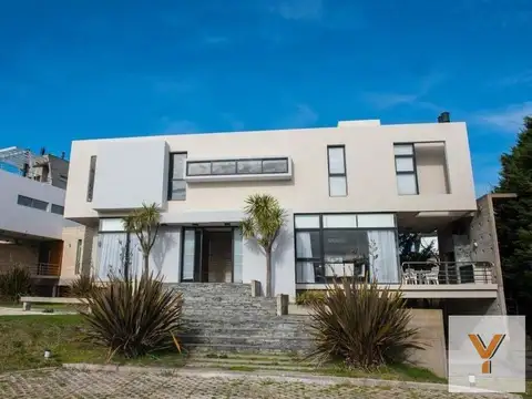 Casa en Venta al Noroeste