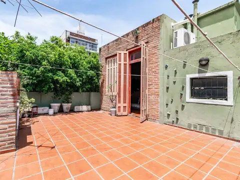 Venta PH 3 Amb c/ Terraza y Quincho Flores