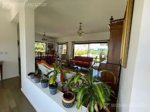 Casa en Venta en Pilar del Este - Santa Elena, Countries y Barrios Cerrados en Pilar