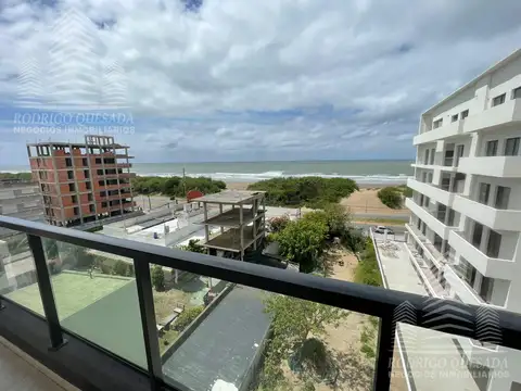 Excelente departamento de 3 ambientes con vista al mar-A estrenar 