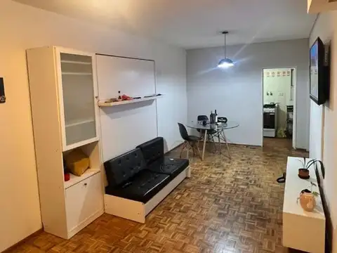 Tres ambientes en Beruti y Billinghurst