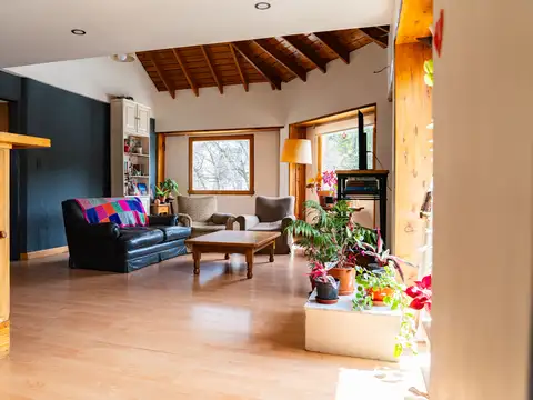 Departamento 4 ambientes con 2 baños