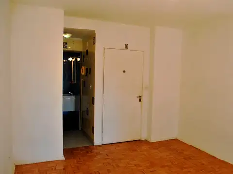 Departamento en Alquiler en Vicente Lopez Vias / Maipu, $ 420.000
