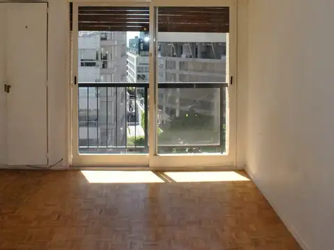 Monoambiente  en Alquiler sobre Av Libertador al 1600en Vicente López, G.B.A. Zona Norte, Argentina