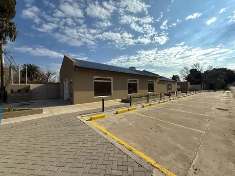 ALQUILER - Local comercial Roldan