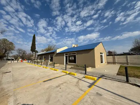 Local en Alquiler en Roldan, $ 1.800.000