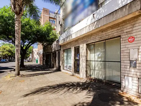 PTE ROCA AL 2100 - VENTA DE LOCAL COMERCIAL EN ROSARIO