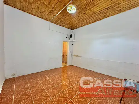 Depto Tipo Casa en Venta en Remedios de Escalada, USD 69.000
