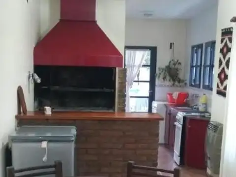 Casa 5 ambientes con 3 baños