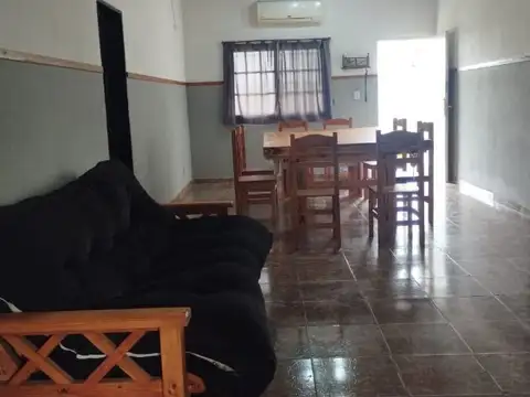 Casa en Alquiler al Este