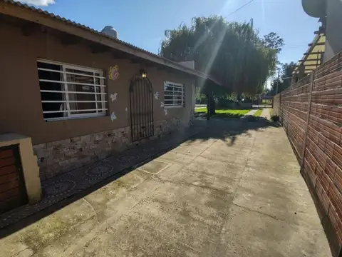 Dos casas en block gran parque potencial inversion