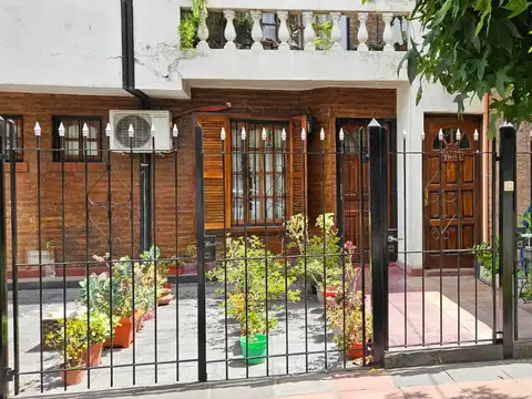 CASA EN PH 2 AMBIENTES