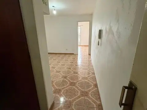 Departamento de 2 Ambientes en Lomas del Mirador Apto Credito