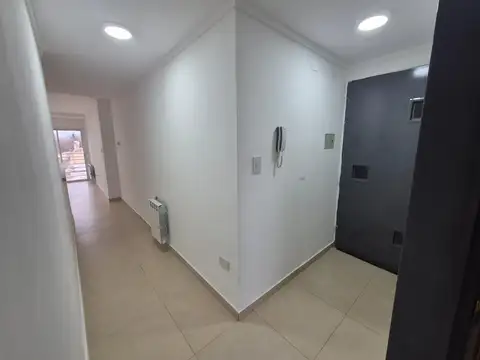 Depto  Alquiler 1 dorm. céntrico, General Roca, Río Negro
