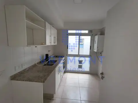 Departamento en Venta en Flores Sur, USD 198.000